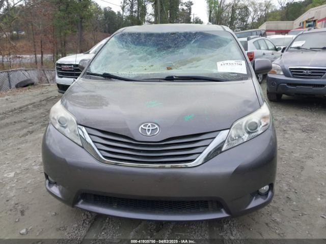 5TDYK3DC2ES420737 Toyota Sienna Xle V6 8 Passenger