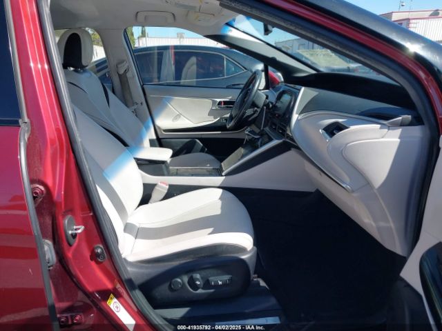 JTDBVRBD3HA002362 Toyota Mirai