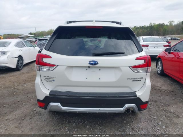 JF2SKARC0NH439537 Subaru Forester Touring