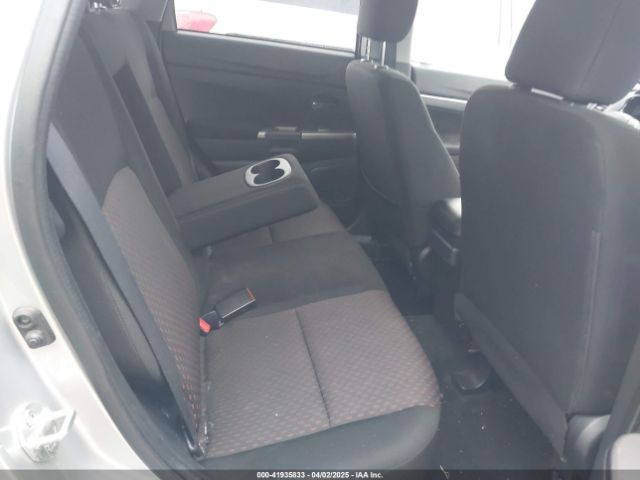 JA4AR3AUXKU024194 Mitsubishi Outlander Sport 2.0 Es