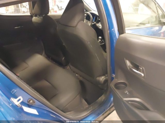 JTNKHMBX0K1042342 Toyota C-HR XLE