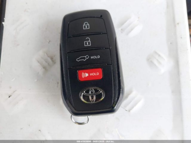 5TDKBRCH6RS605773 Toyota Highlander Hybrid Xle