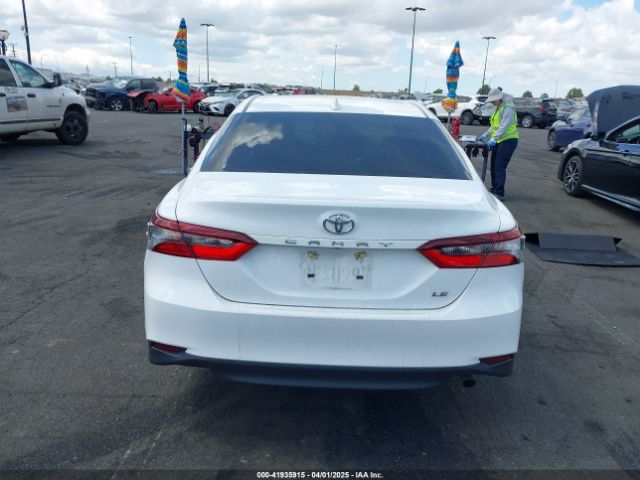 4T1C11AK7PU765933 Toyota CAMRY LE