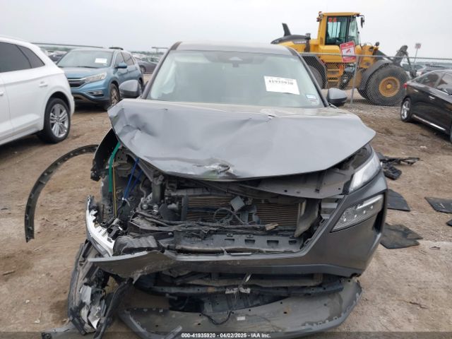 5N1AT3BB2MC768199 Nissan Rogue Sv Intelligent Awd