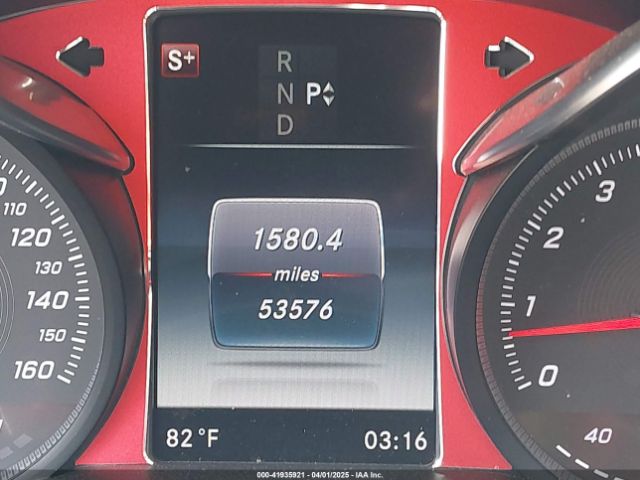 55SWF4JB4GU140224 Mercedes-Benz C 300 Luxury/sport