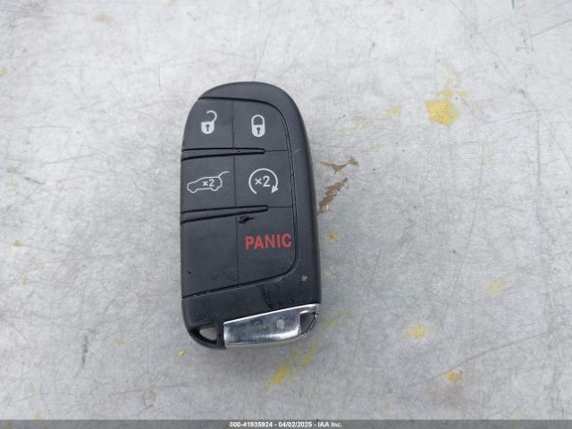 3C4NJDBB3JT161844 Jeep Compass Latitude 4x4