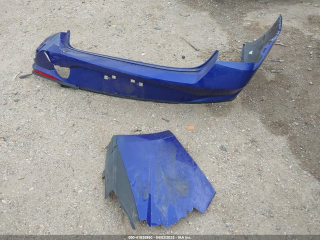KMHLM4AG2PU626328 Hyundai ELANTRA SEL
