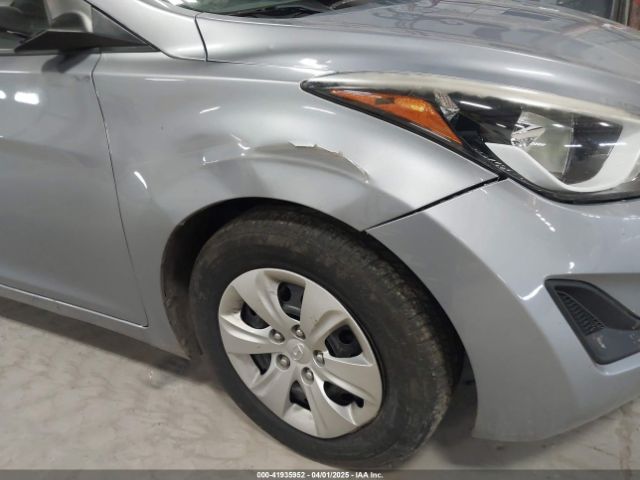 5NPDH4AE2GH755109 Hyundai ELANTRA SE