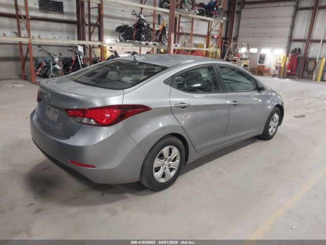 5NPDH4AE2GH755109 Hyundai ELANTRA SE