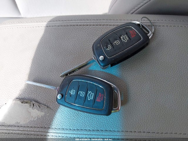 5NPE24AF9GH305164 Hyundai SONATA SE