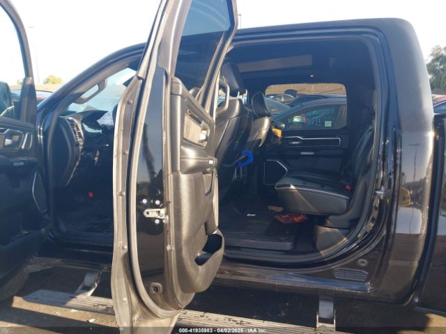 1C6SRFJT6KN577879 RAM 1500 Laramie  4x4 5'7 Box