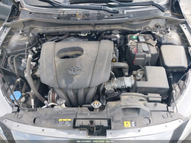3MYDLBYV4KY528641 Toyota YARIS LE