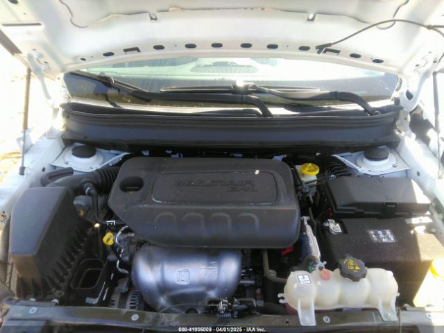 1C4PJMLB2MD228158 Jeep Cherokee Altitude 4x4