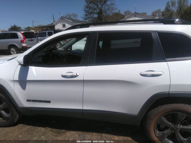 1C4PJMLB2MD228158 Jeep Cherokee Altitude 4x4