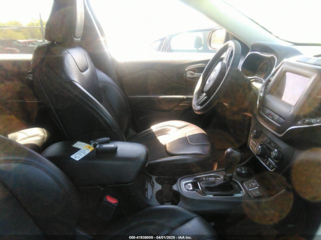 1C4PJMLB2MD228158 Jeep Cherokee Altitude 4x4