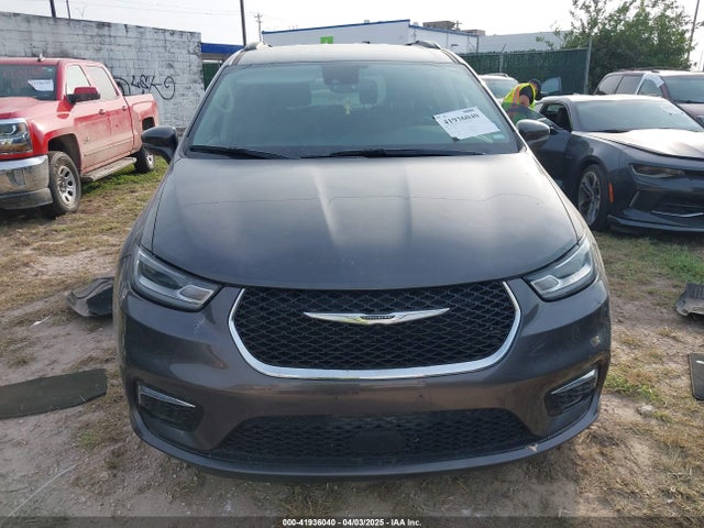 2C4RC1BG6NR122115 Chrysler Pacifica Touring L