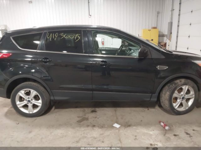 1FMCU9GX8FUB42666 Ford ESCAPE SE