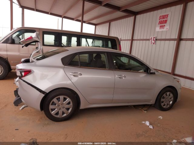 3KPA24AD8PE599304 KIA RIO LX