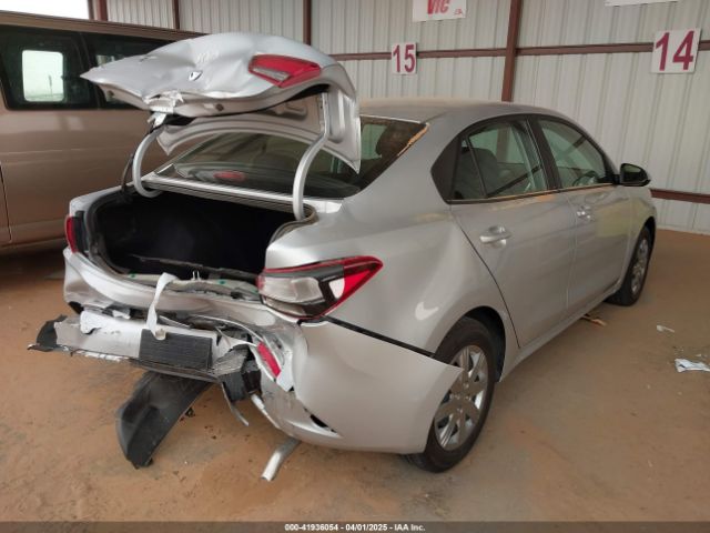3KPA24AD8PE599304 KIA RIO LX