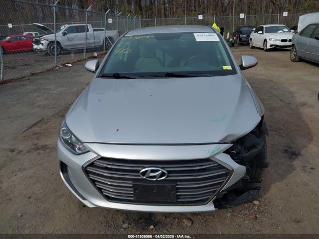 5NPD84LF8JH299923 Hyundai ELANTRA SEL