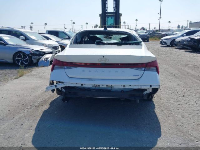 KMHLM4DJXSU138034 Hyundai Elantra Hybrid Blue