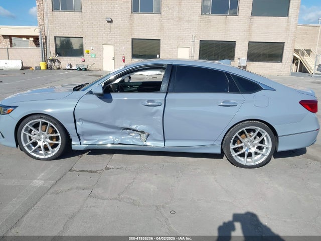 1HGCV2F94NA002501 Honda Accord Touring