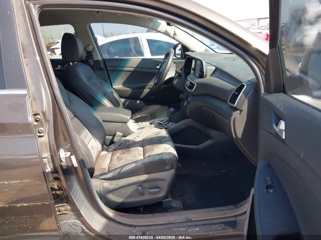 KM8J33AL0KU010119 Hyundai Tucson Limited