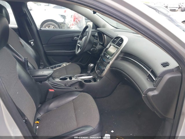 Chevrolet MALIBU 1LT 2015 1G11C5SL3FF300596 Image 5