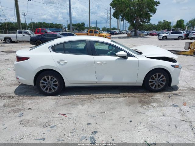 3MZBPAAL8MM254784 Mazda Mazda3 2.5 S