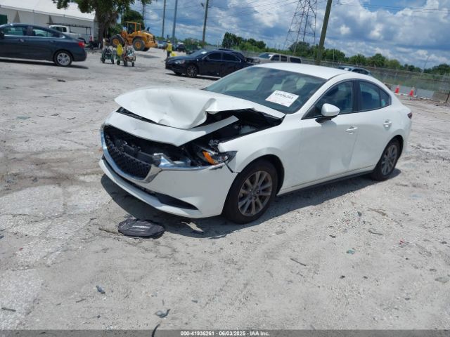 3MZBPAAL8MM254784 Mazda Mazda3 2.5 S