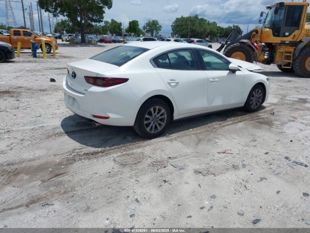 3MZBPAAL8MM254784 Mazda Mazda3 2.5 S