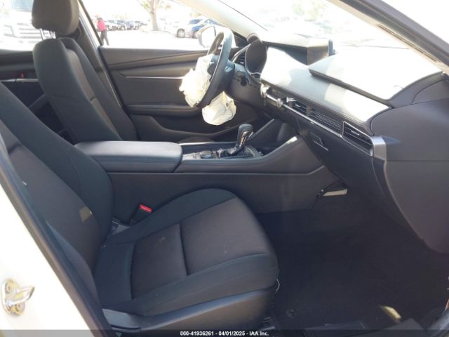 3MZBPAAL8MM254784 Mazda Mazda3 2.5 S