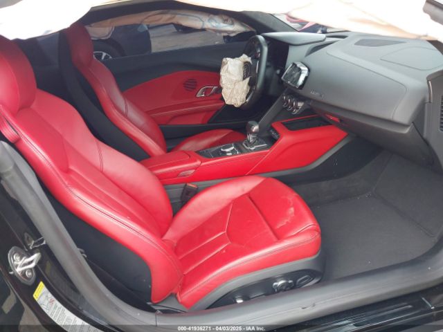 WUAEEAFX1L7900938 Audi R8 V10 Quattro S Tronic