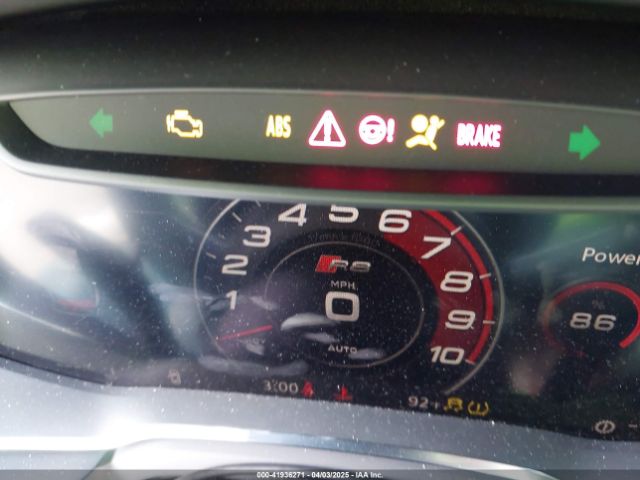 WUAEEAFX1L7900938 Audi R8 V10 Quattro S Tronic