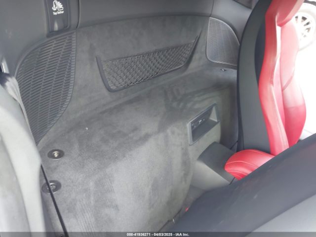 WUAEEAFX1L7900938 Audi R8 V10 Quattro S Tronic