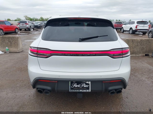Porsche Macan 2025 WP1AG2A55SLB41796 Image 16