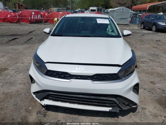 3KPF24ADXRE827277 KIA Forte Lxs