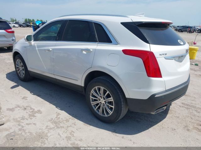 1GYKNCRS1KZ135674 Cadillac XT5 LUXURY
