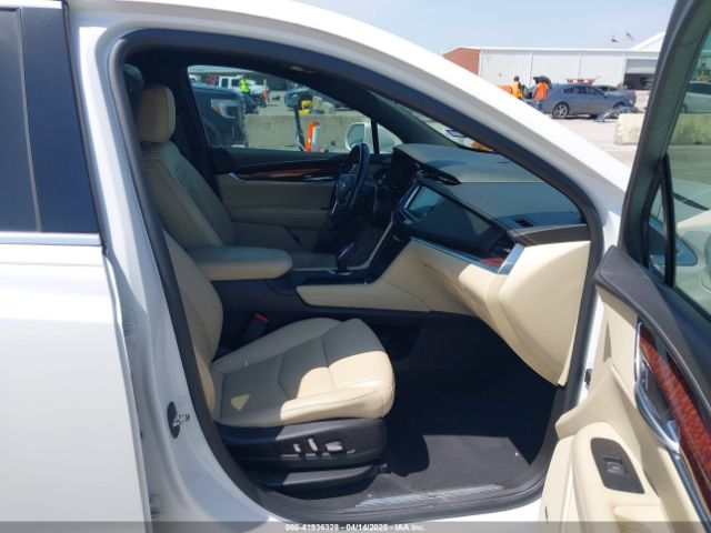 1GYKNCRS1KZ135674 Cadillac XT5 LUXURY