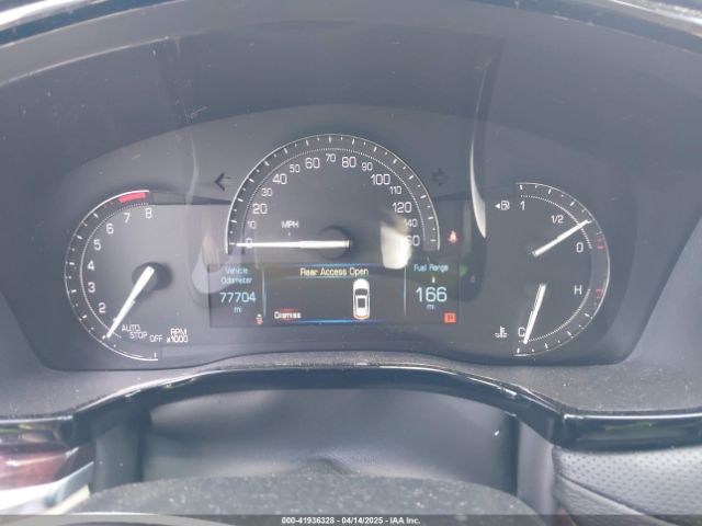 1GYKNCRS1KZ135674 Cadillac XT5 LUXURY