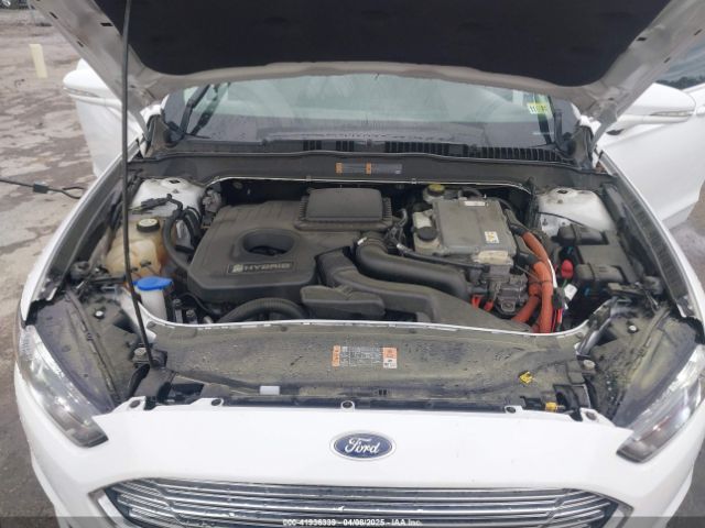 3FA6P0LU9GR318204 Ford Fusion Hybrid Se