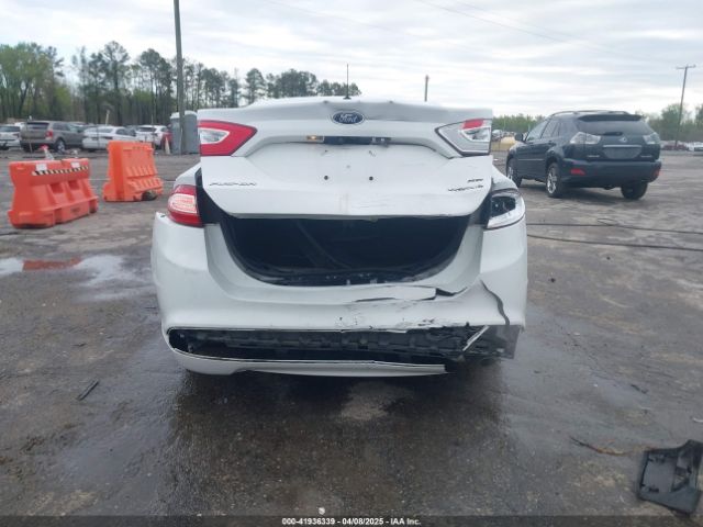 3FA6P0LU9GR318204 Ford Fusion Hybrid Se