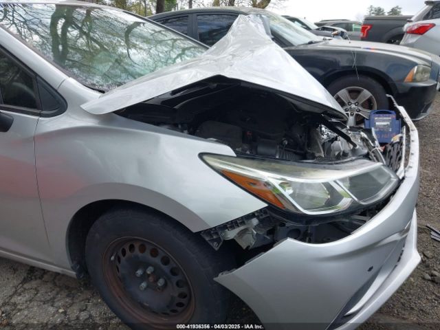 1G1BC5SMXH7122020 Chevrolet Cruze Ls Auto