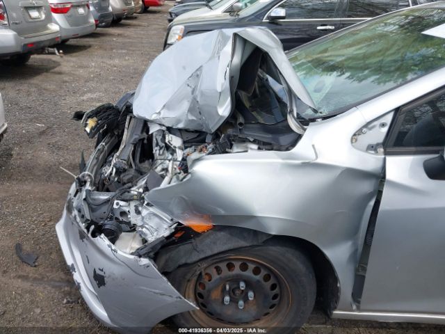 1G1BC5SMXH7122020 Chevrolet Cruze Ls Auto