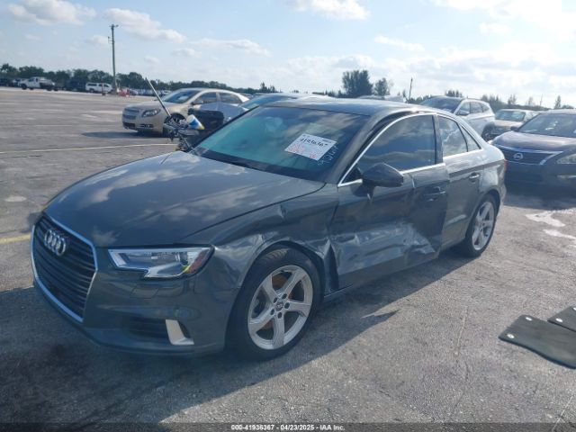 2019 AUDI A3 WAUAUGFF9K1009268 Photo 1