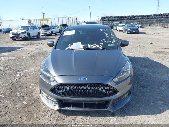 Ford FOCUS ST 2016 1FADP3L93GL401100 Image 13