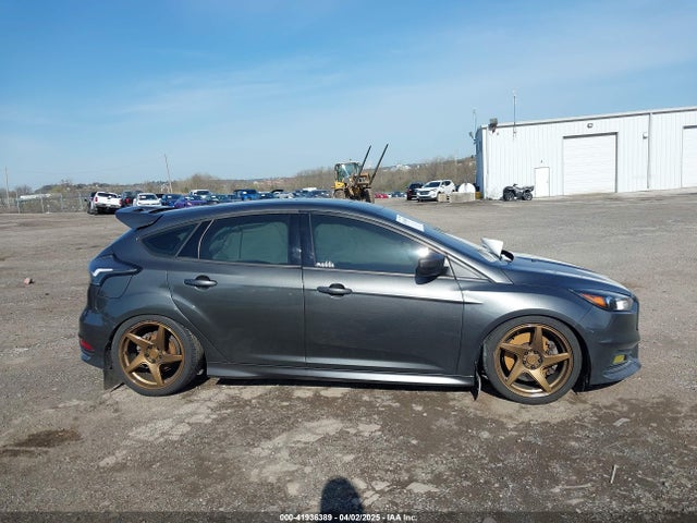 Ford FOCUS ST 2016 1FADP3L93GL401100 Image 14