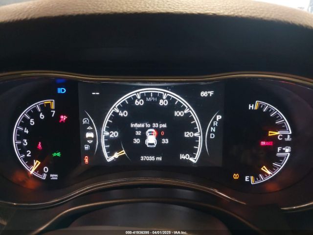 1C4RJFAG5LC375419 Jeep Grand Cherokee Laredo E 4x4