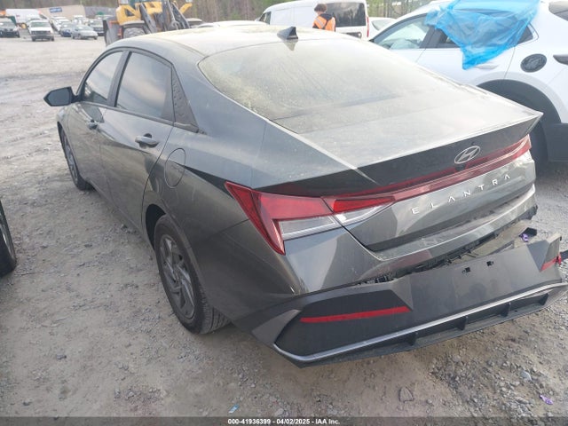 Hyundai ELANTRA SEL 2024 KMHLM4DG3RU685077 Image 3