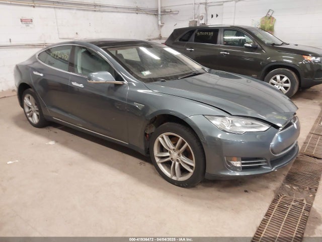 2013 TESLA MODEL S 5YJSA1CN9DFP13148 Photo 0